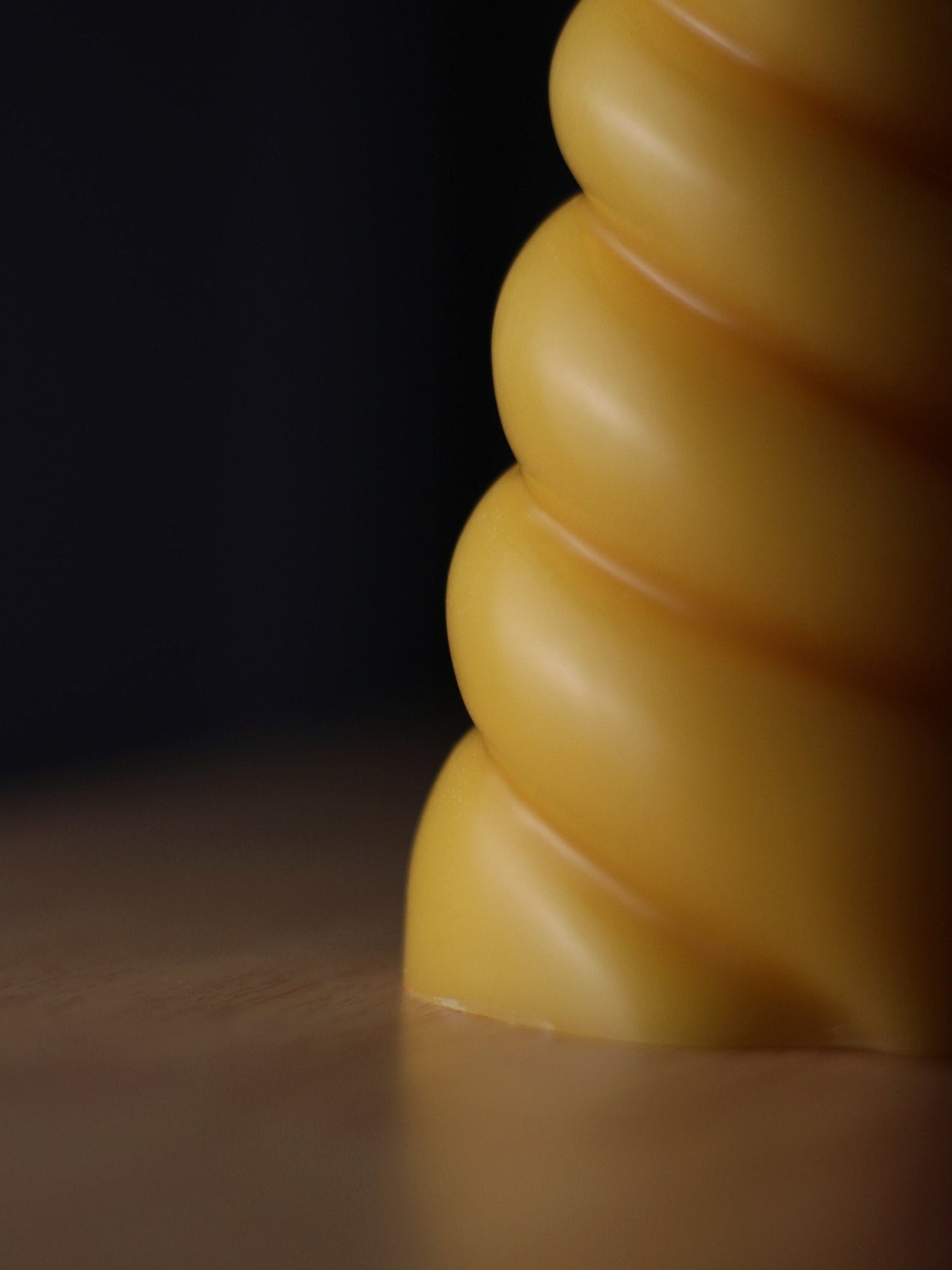 Handcrafted Unicorn Horn Beeswax Candle - Pure British Artisan Creation