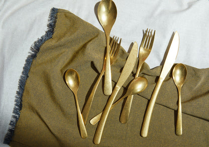 Avie 16 Piece Antique Gold Finish Cutlery Set