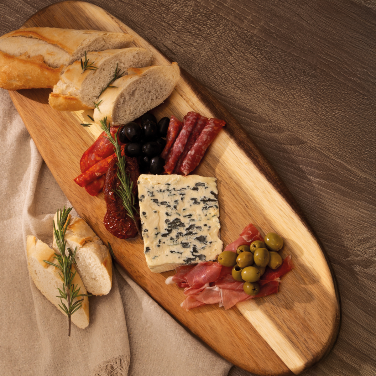 Kora Acacia Oval Chopping & Serving Board
