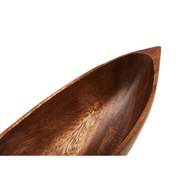 Boat shaped dish detail showing raised sides