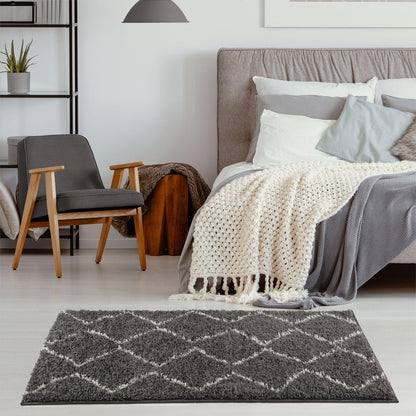 Moroccan Dark Grey Shaggy Rug | 840
