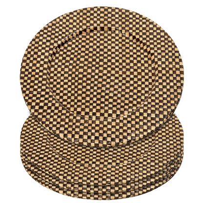 Black and natural pandanus charger plate used as a decorative centrepiece