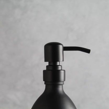 Namie Black Concrete Tray & Matte Black Glass Dispenser Double Set