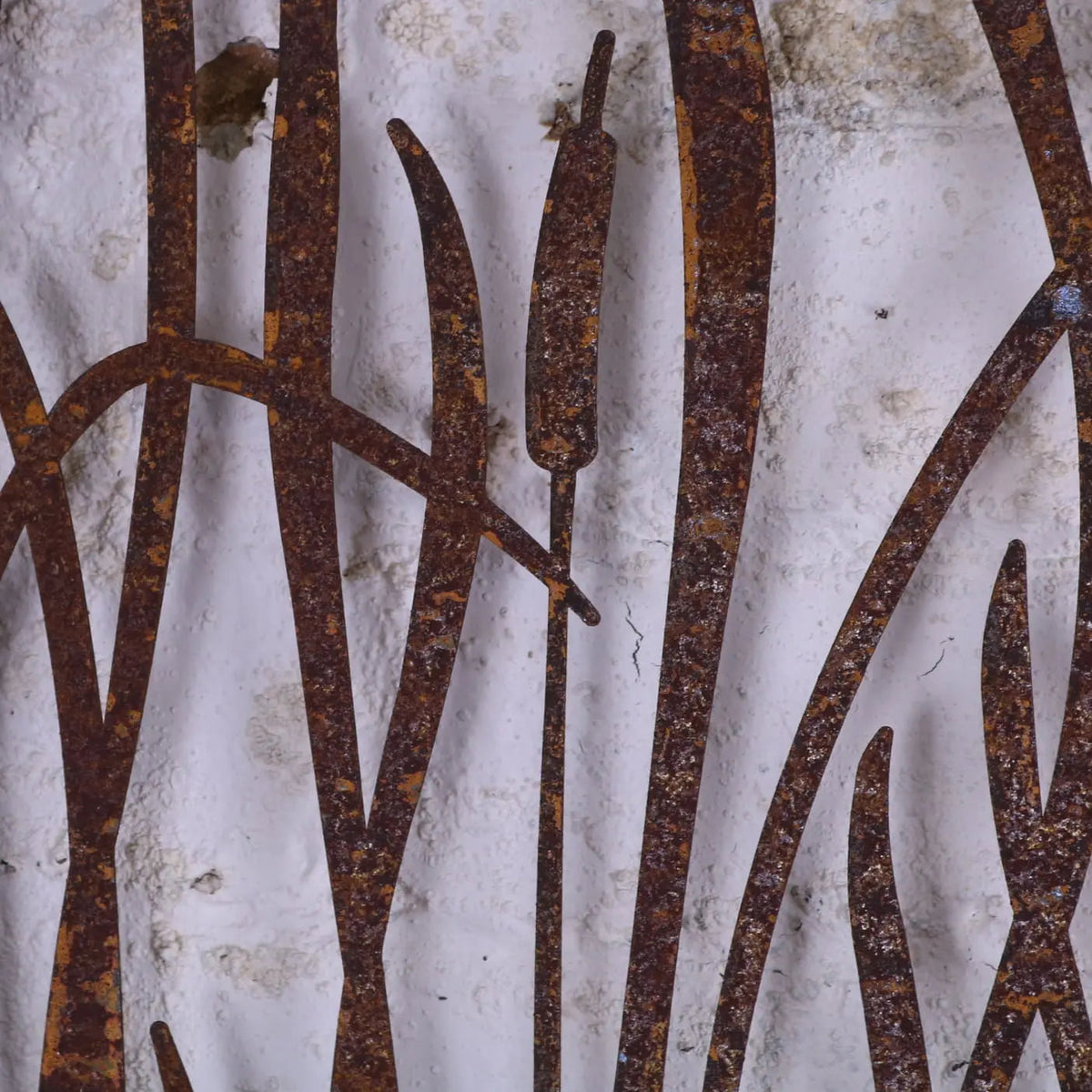 Alibag Rustic Metal Garden Wall Art with Butterflies and Bulrushes 65 cm