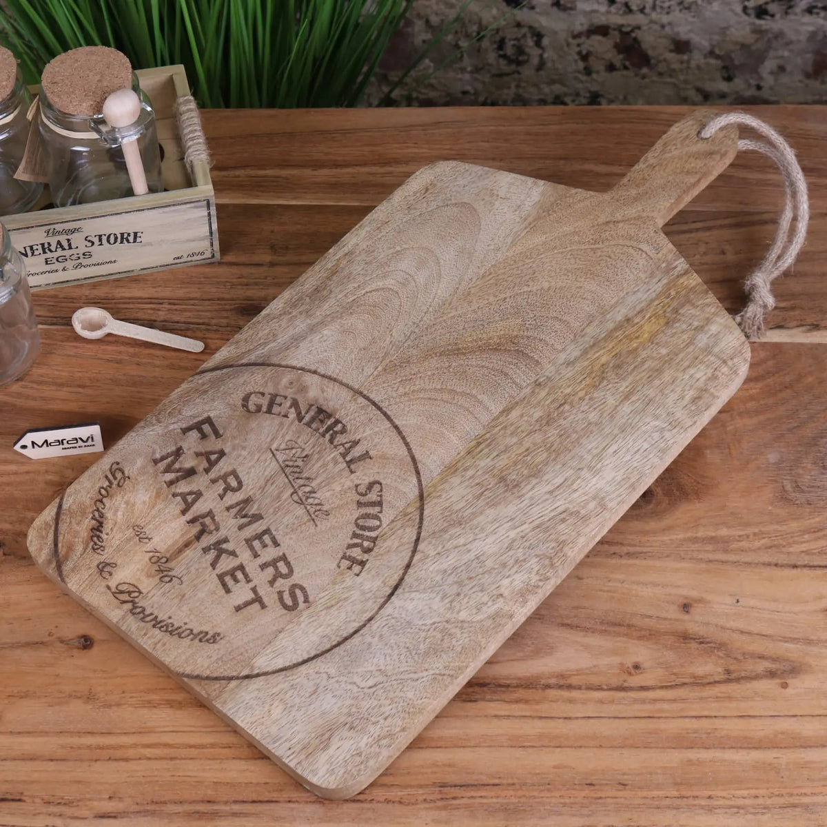 General Store Mango Wood Chopping Board with Handle 50 cm