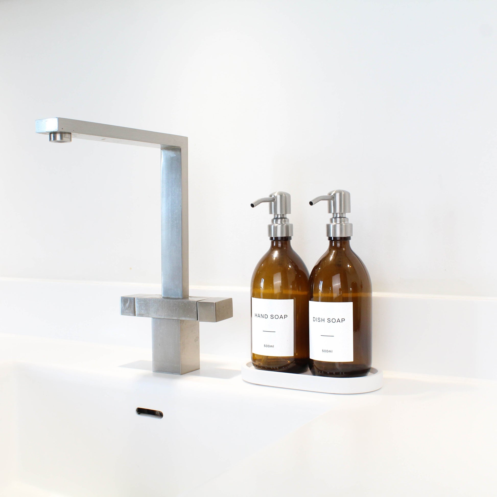 Namie White Concrete Tray & Amber Glass Dispenser Double Set