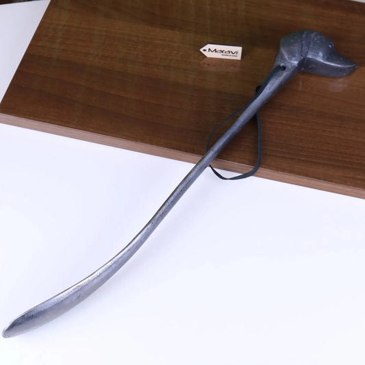 Kasha Antique-Style Gunmetal Dog Head Shoe Horn 51 cm