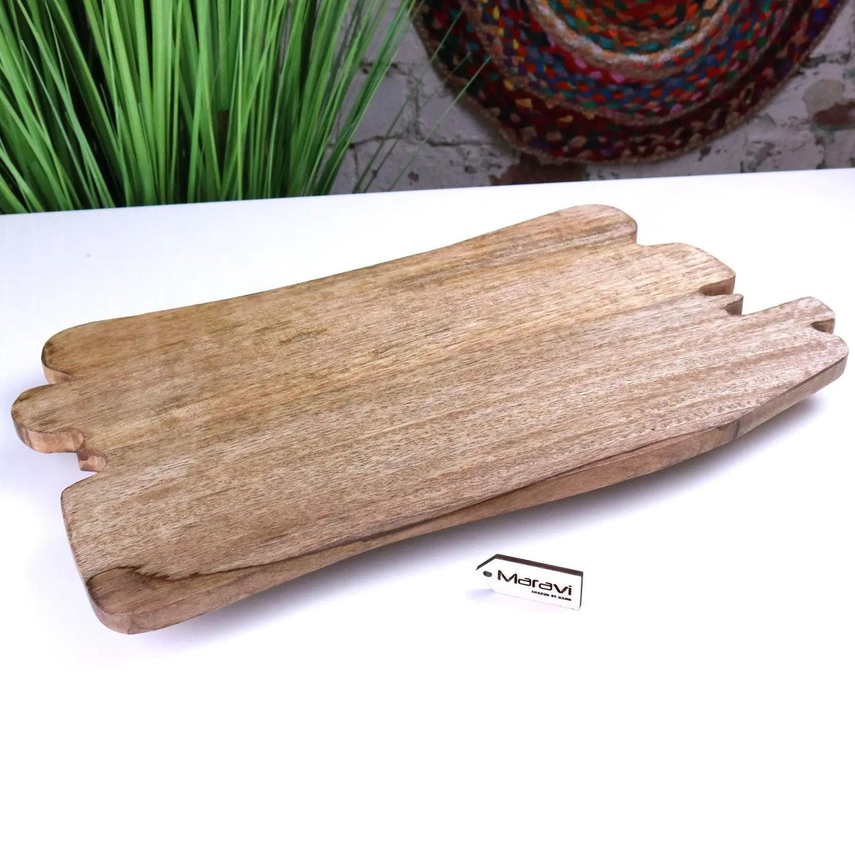 Lakora Mango Wood Serving Board 45 cm, Organic Edge