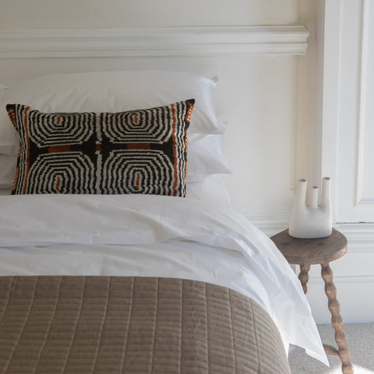 Dormitory Rest White Percale Duvet Cover, Pillowcases & Flat Sheet