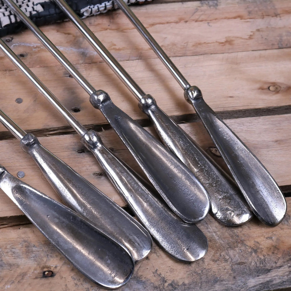 Sagara Long Handled Shoe Horn 54 cm in Distressed Aluminium, 6 Designs