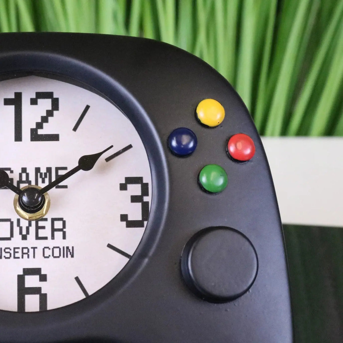 Sareka Games Controller Clock, Tabletop or Wall-Mounted