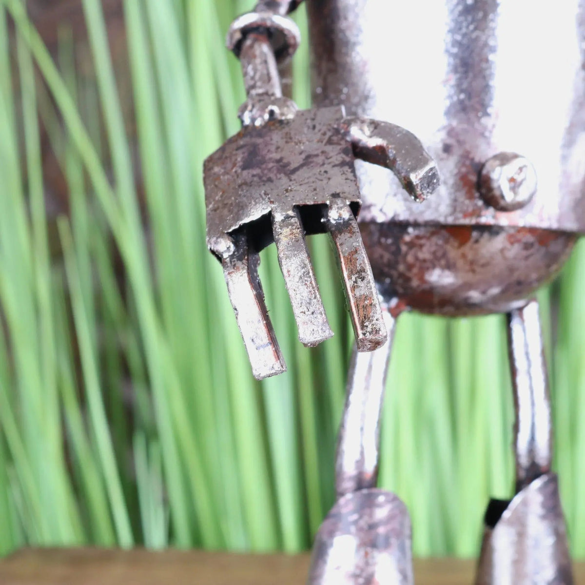 Silver Metal Robot Ornament with Springy Bobble Head