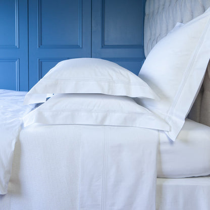 Dormitory Stanhope White Hemstitched Percale Duvet Cover, Pillowcases & Flat Sheet