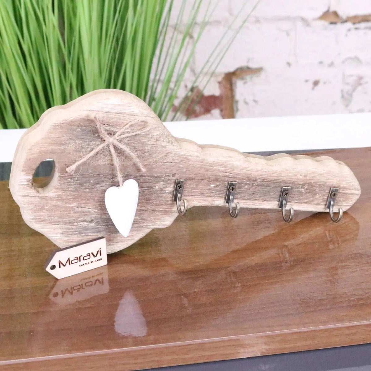 Torani Whitewashed Wooden Key-Shaped Key Holder with 5 Hooks