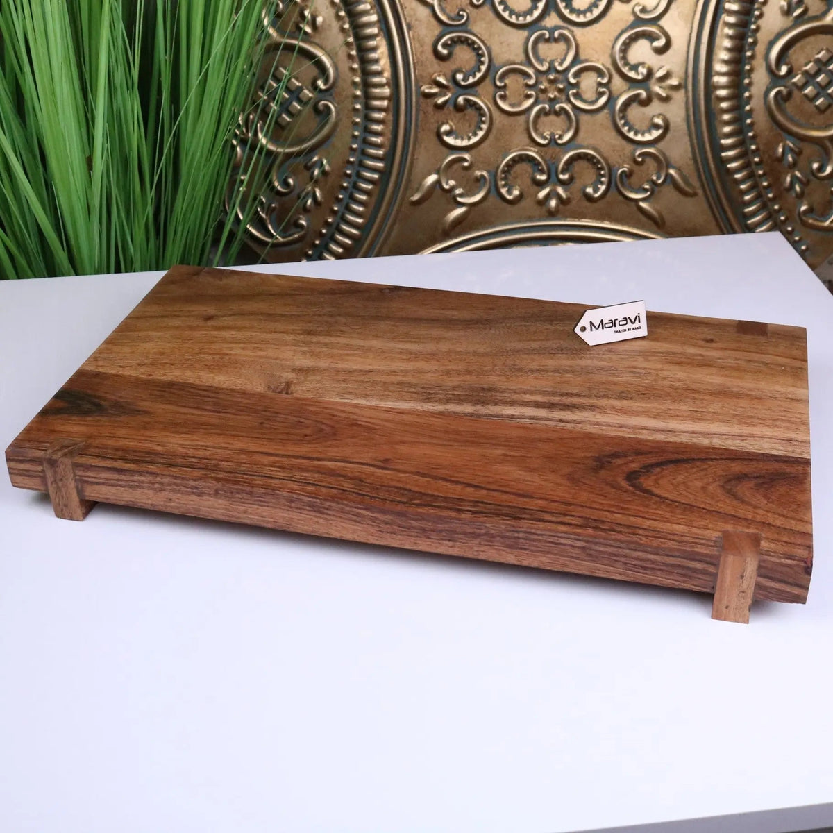 Velora Acacia Wood Footed Serving Board 45 cm