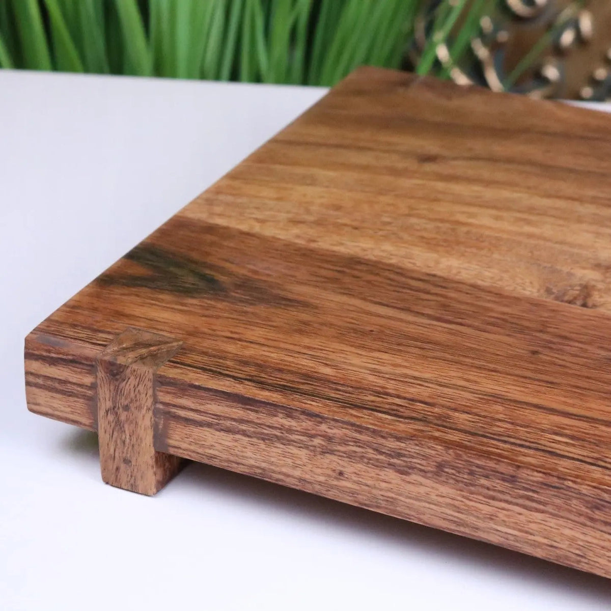 Velora Acacia Wood Footed Serving Board 45 cm
