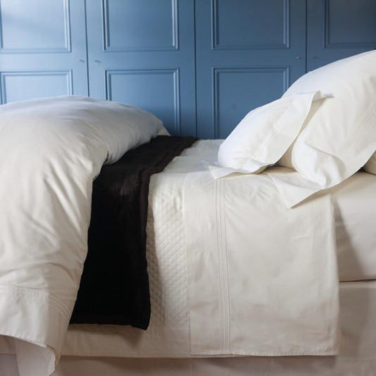 Dormitory Palazzo Vanilla Corded Percale Duvet Cover, Pillowcases & Flat Sheet