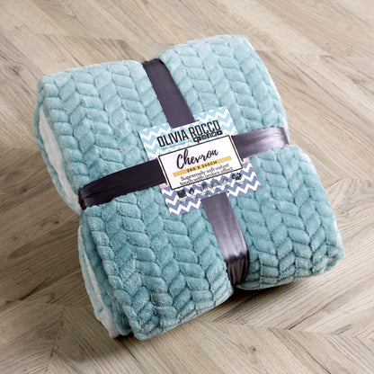 Chevron Ombre Effect Luxurious Oversized Throw Blanket Chunky Soft Fleece for Sofa or Bed All-Season Comfort in Calming Colours by OLIVIA ROCCO