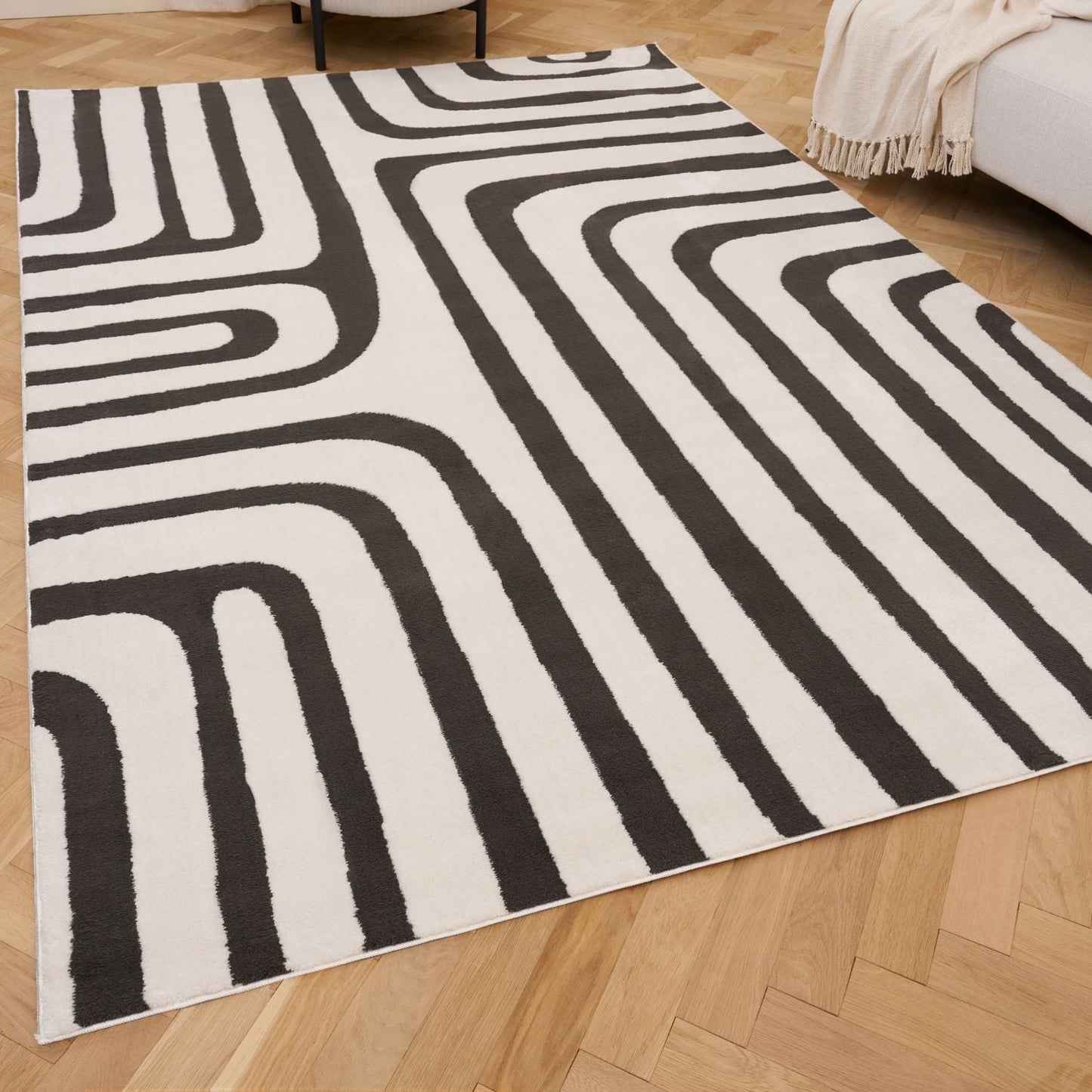 Loft Geometric Dark Grey Rug