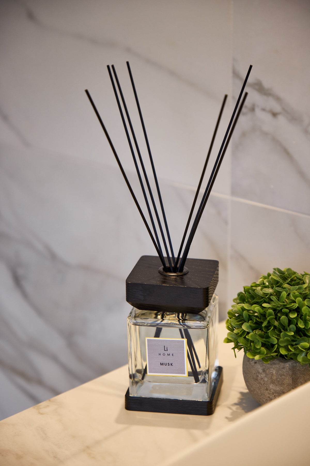 Lifestyle Home Collection Musk Square Reed Diffuser