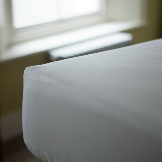 Dormitory Venice Extra Deep Fitted Sheet, 300 Thread Count Sateen