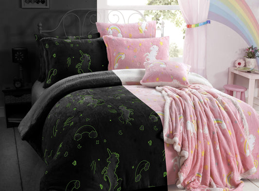 Olivia Rocco Kids Rainbow Unicorn Glow in the Dark Teddy Fleece Duvet Cover Set