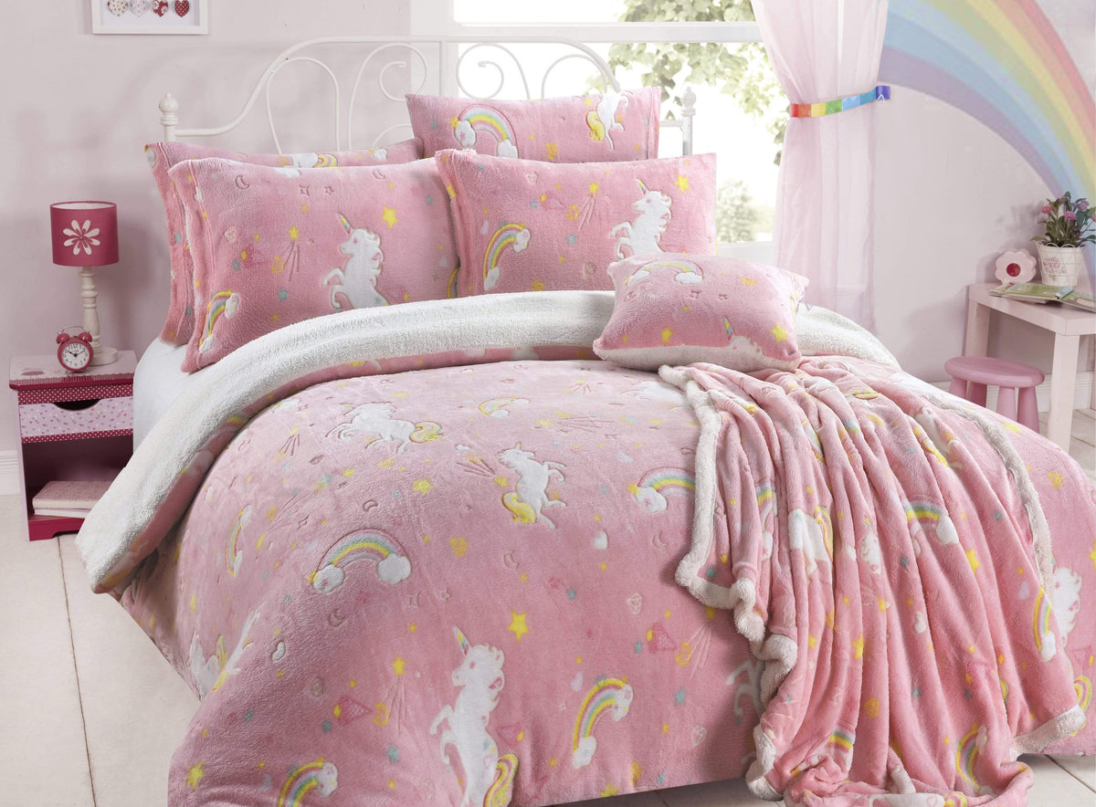 Olivia Rocco Kids Rainbow Unicorn Glow in the Dark Teddy Fleece Duvet Cover Set
