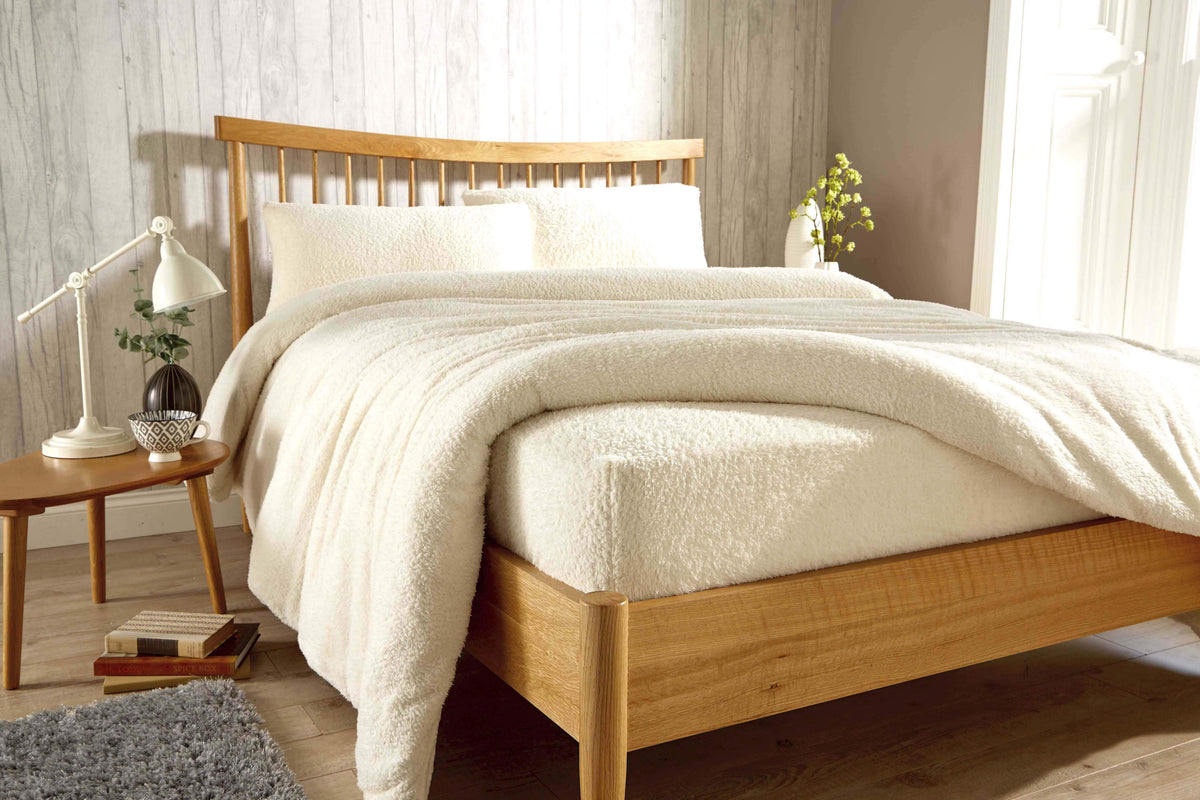 Olivia Rocco Teddy Fleece Extra Deep Fitted Sheet
