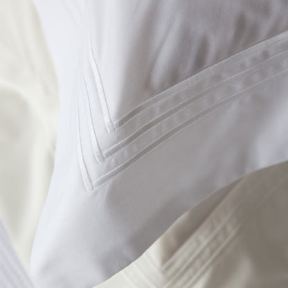 Dormitory Palazzo White Corded Percale Duvet Cover, Pillowcases & Flat Sheet